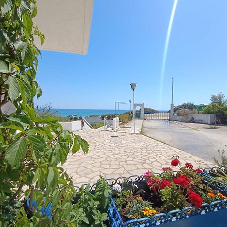 Right Across The Sea Vila Nea Kallikrateia Exterior foto