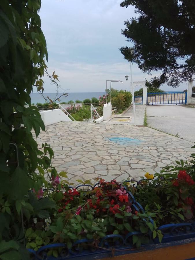 Right Across The Sea Vila Nea Kallikrateia Exterior foto